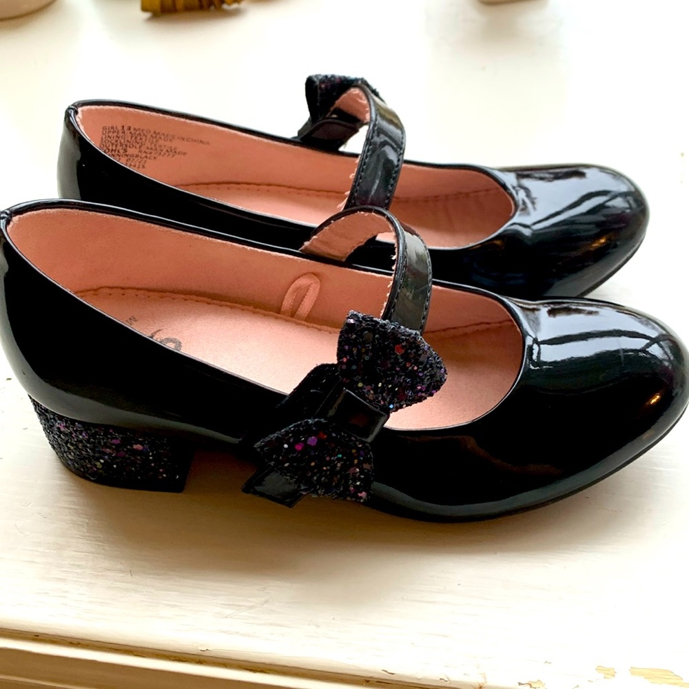 Black patent leather sparkle heels girl shoes size 13